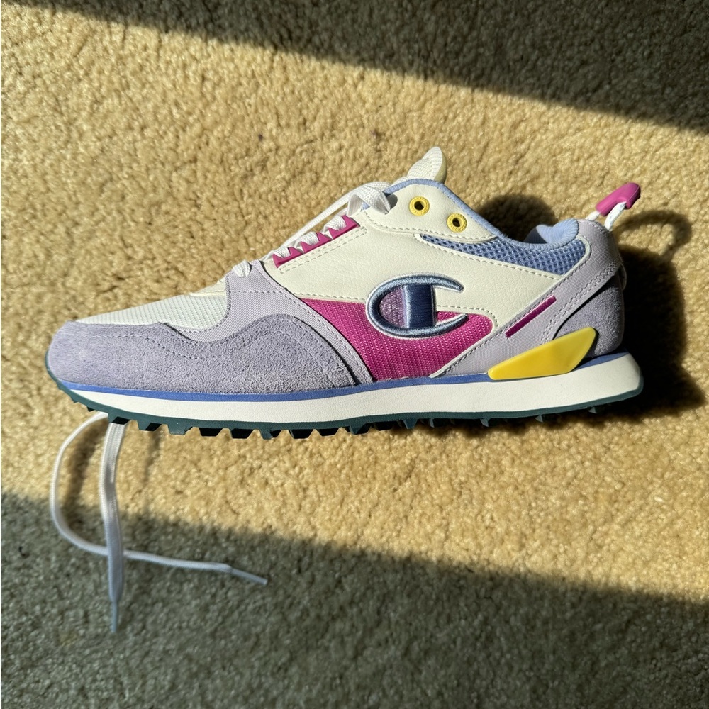 Champion Women’s Sneakers 8.5